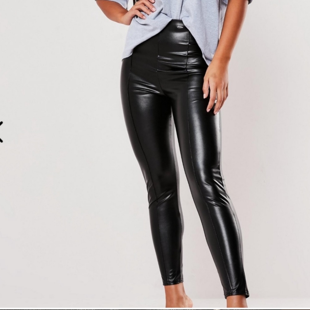 NWT Missguided faux leather pintuck leggings